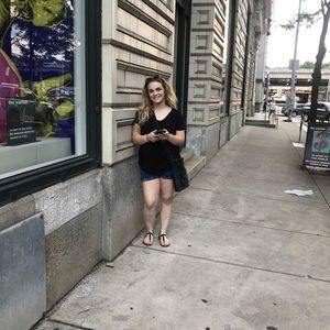 Meet your Posher, Gabrielle